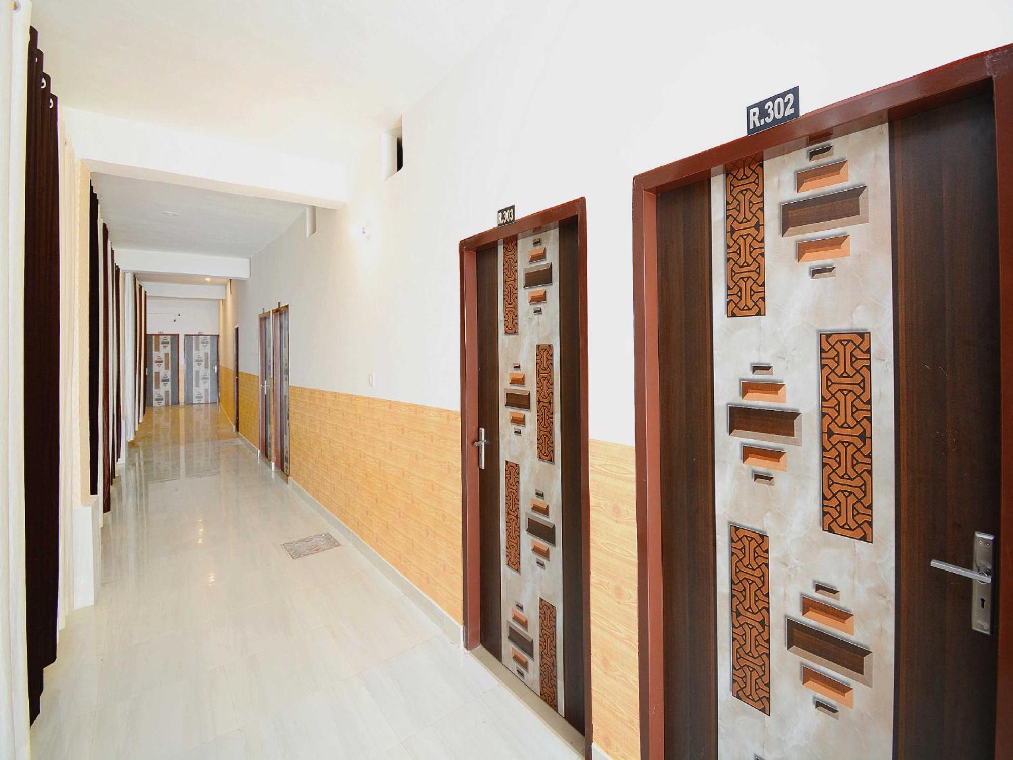 Hotel O Park View Bhiwani Extérieur photo